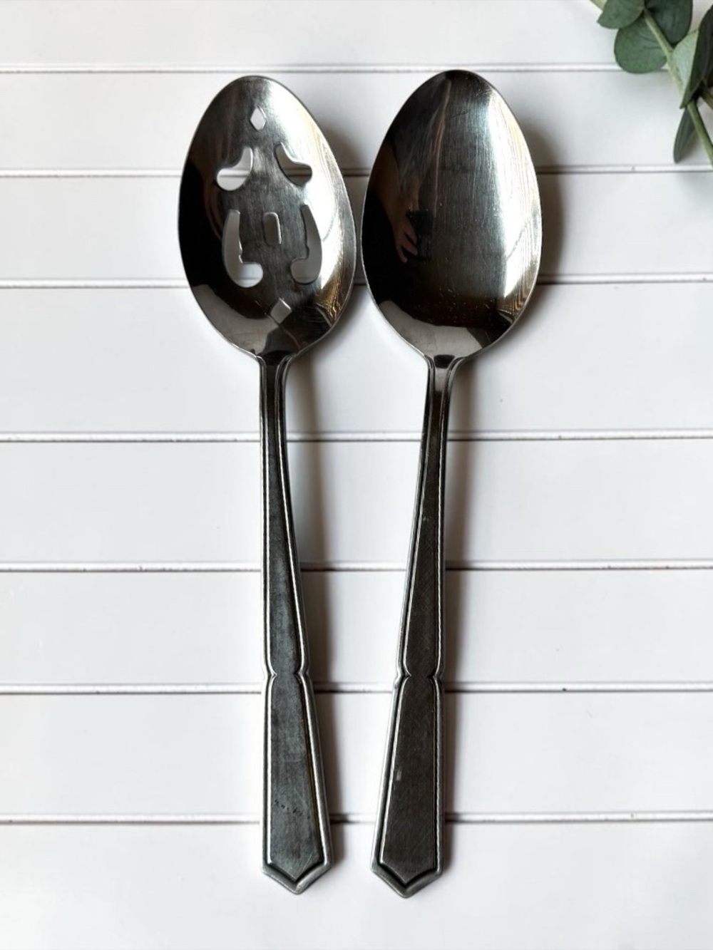 Rogers Co Stanley Roberts Crestvu Stainless Serving Spoons Set of 2 Korea